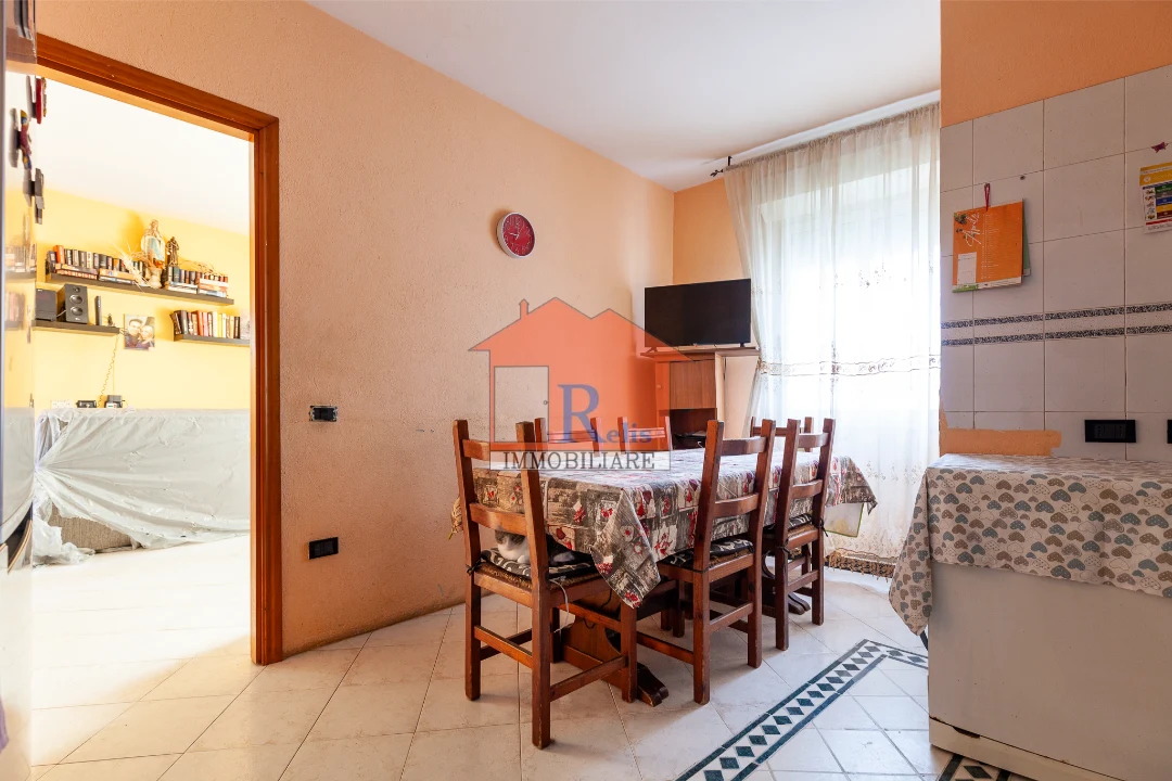 Relis Immobiliare – Casa indipendente bilivelli in vendita – 4 – Cucina – Via Farina – Quartu Sant’Elena Casa indipendente bilivelli