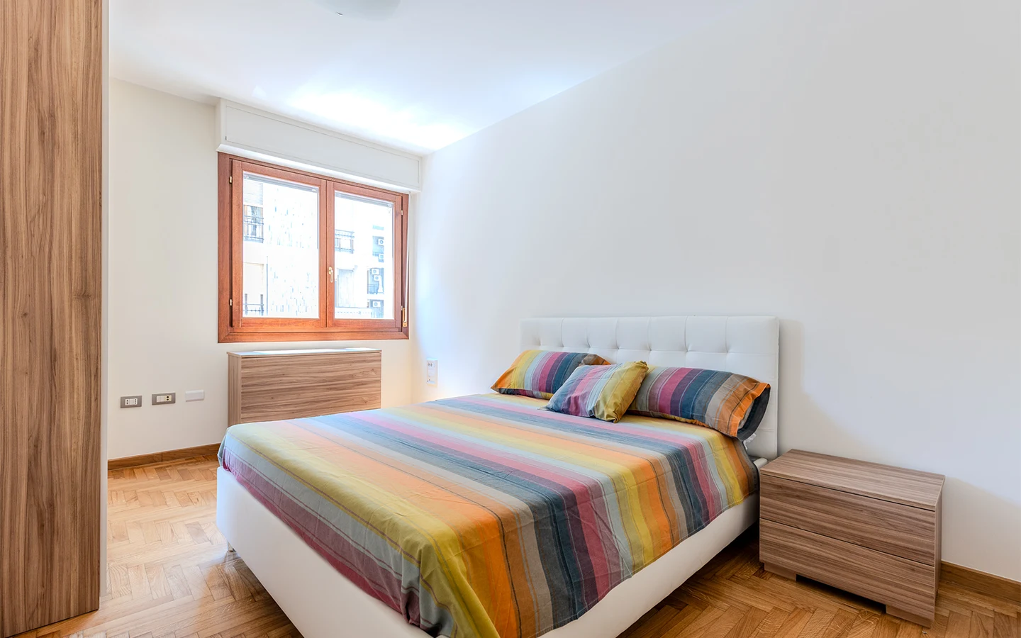 Relis Immobiliare – Agenzia Immobiliare a Quartu Sant’Elena – Affitto Breve Estivo – Appartamento Corner House a Cagliari – Camera da letto matrimoniale Appartamento Corner House